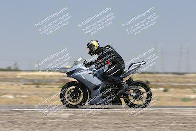 media/Aug-03-2025-TrackDaz (Sun) [[bf4a71acf9]]/A Group/12pm (Wheelie Bump)/
